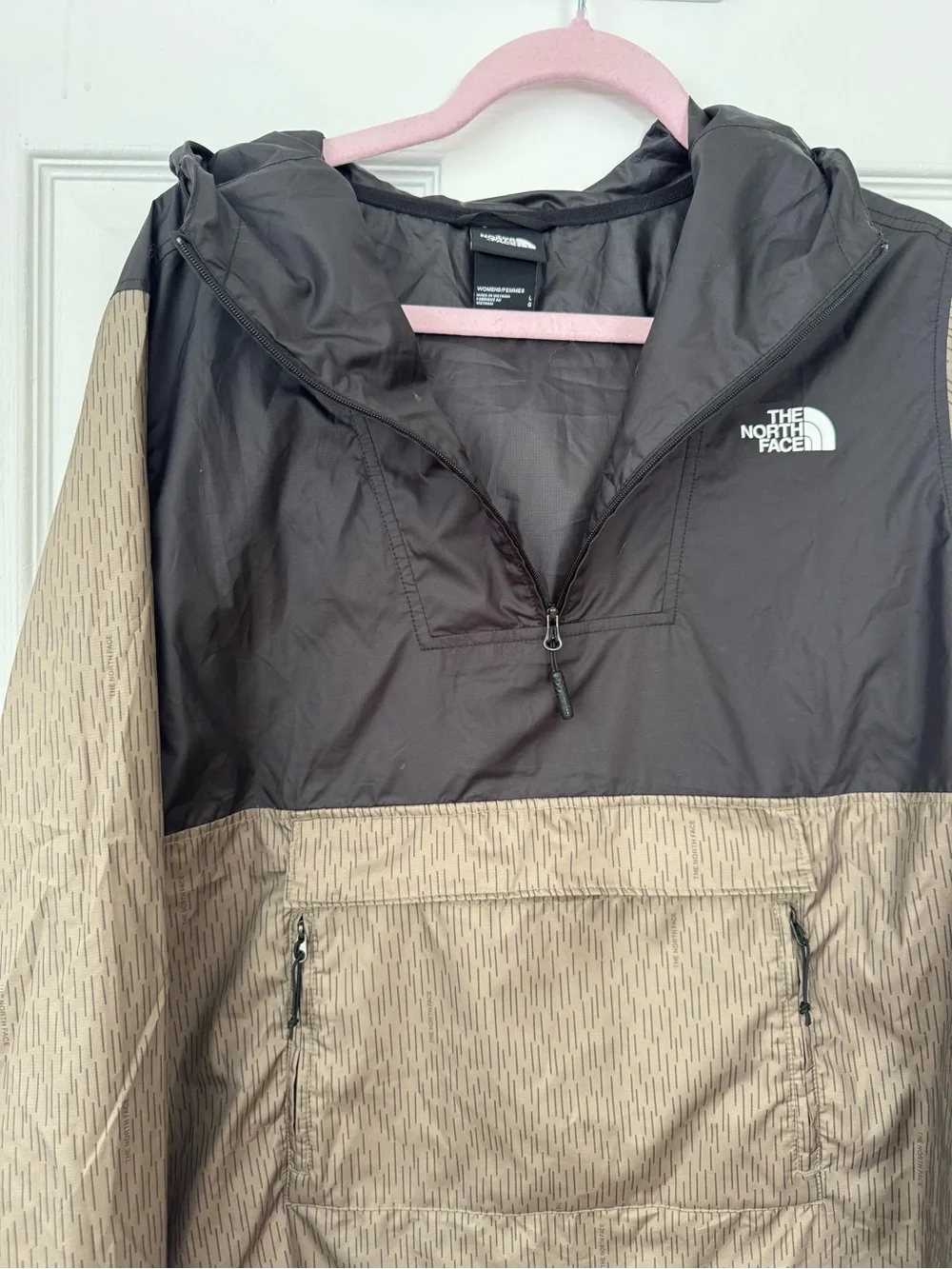 The North Face Women’s WINDWALL Windbreaker Jacket - Black & Olive Size Lrg NWOT